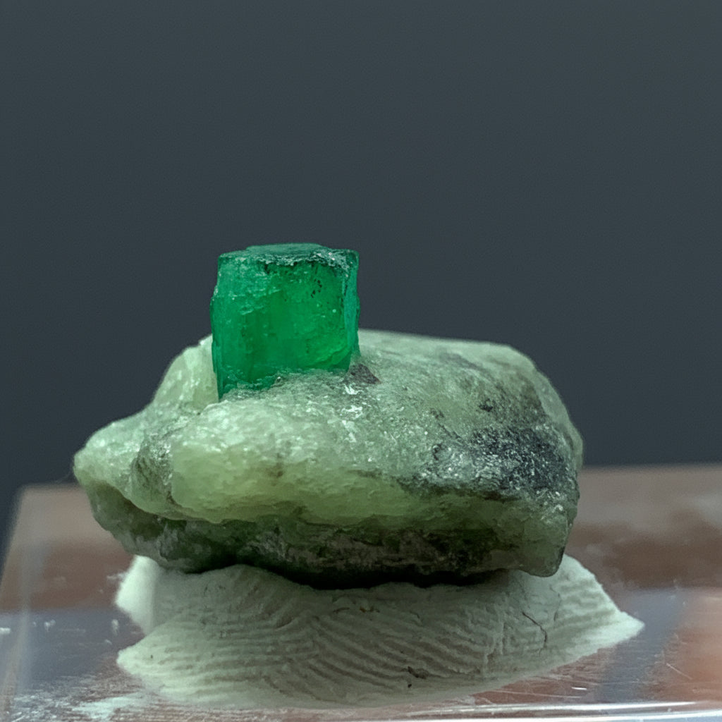Emerald Crystal, Emerald on Matrix, Vivid Green Emerald, 21 Carat, Raw Emerald, Natural Specimen, Pakistan Emerald, Mineral Collector, Green Crystal, Collector Gemstone, Emerald Display, Raw Stone