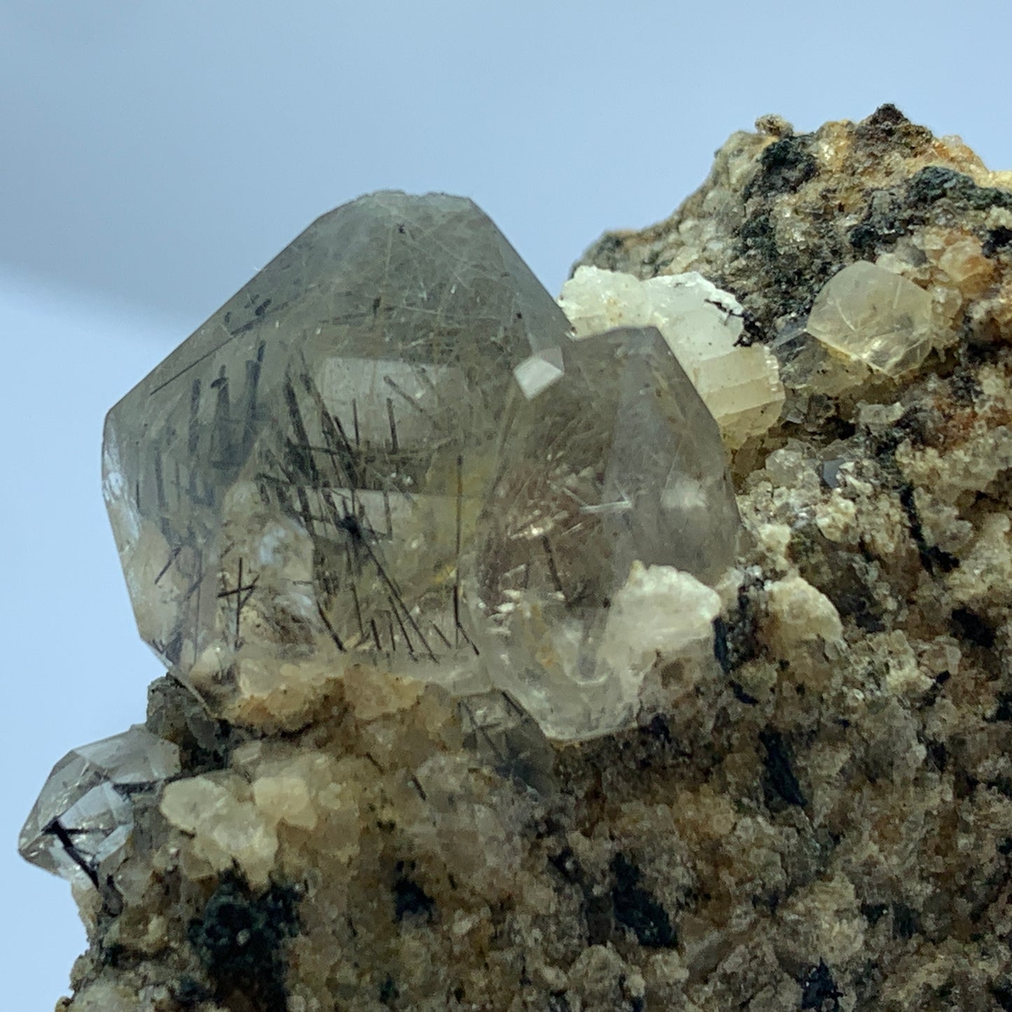 Rutilated Quartz, 208 Carat, Black Rutile, Copper Rutile, Terminated Crystal, Quartz on Matrix, Rare Rutile, Collector Grade, Mineral Specimen, Dual-Color Rutil