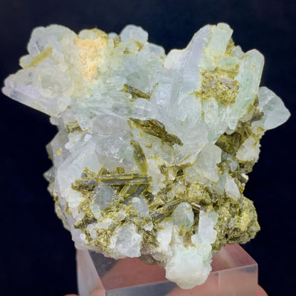 Epidote Crystal, Quartz Cluster, 1463 Carats, Massive Mineral, Green Crystal, Heart Chakra, Abundance Stone, Collector Specimen, Investment Stone, Mineral Association, Crystal Dimensions, Natural Specimen