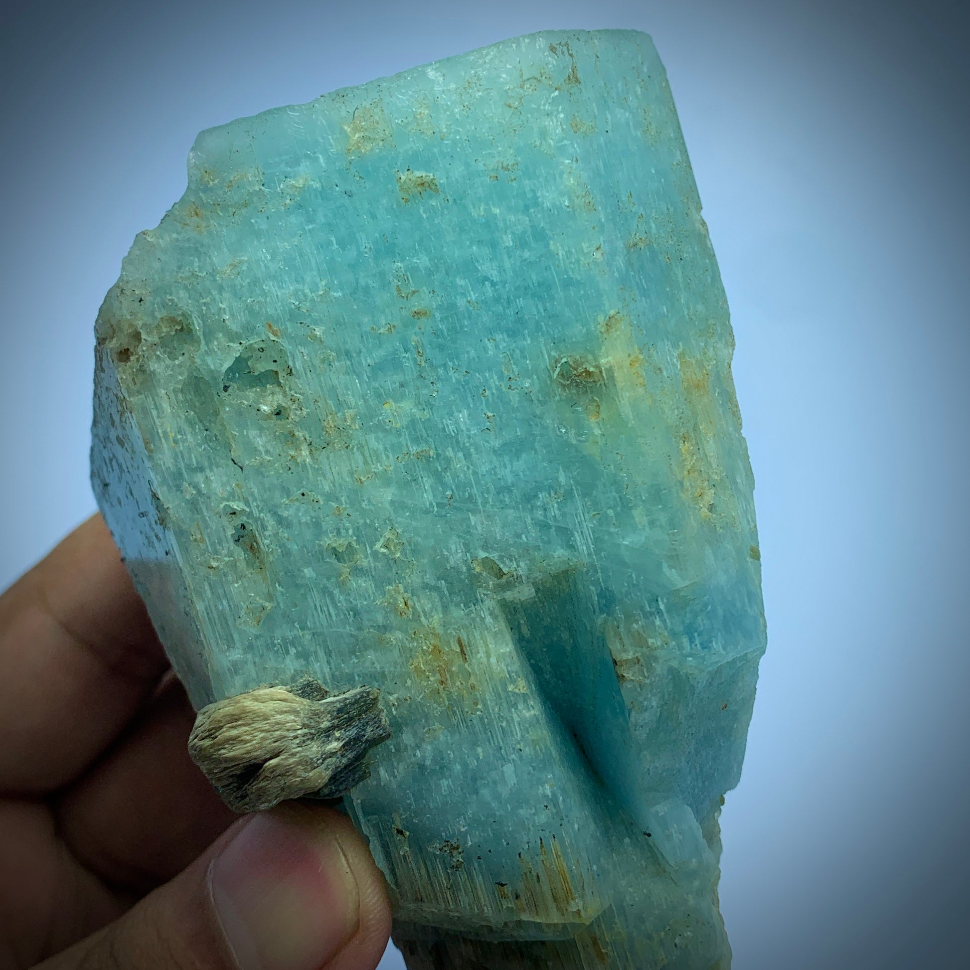 Aquamarine Crystal, 2500 Carat Beryl, Deep Blue Aquamarine, Raw Crystal Specimen, Afghanistan Mineral, Large Aquamarine, Rough Gemstone, Investment Mineral, Beryl Crystal, Blue Crystal