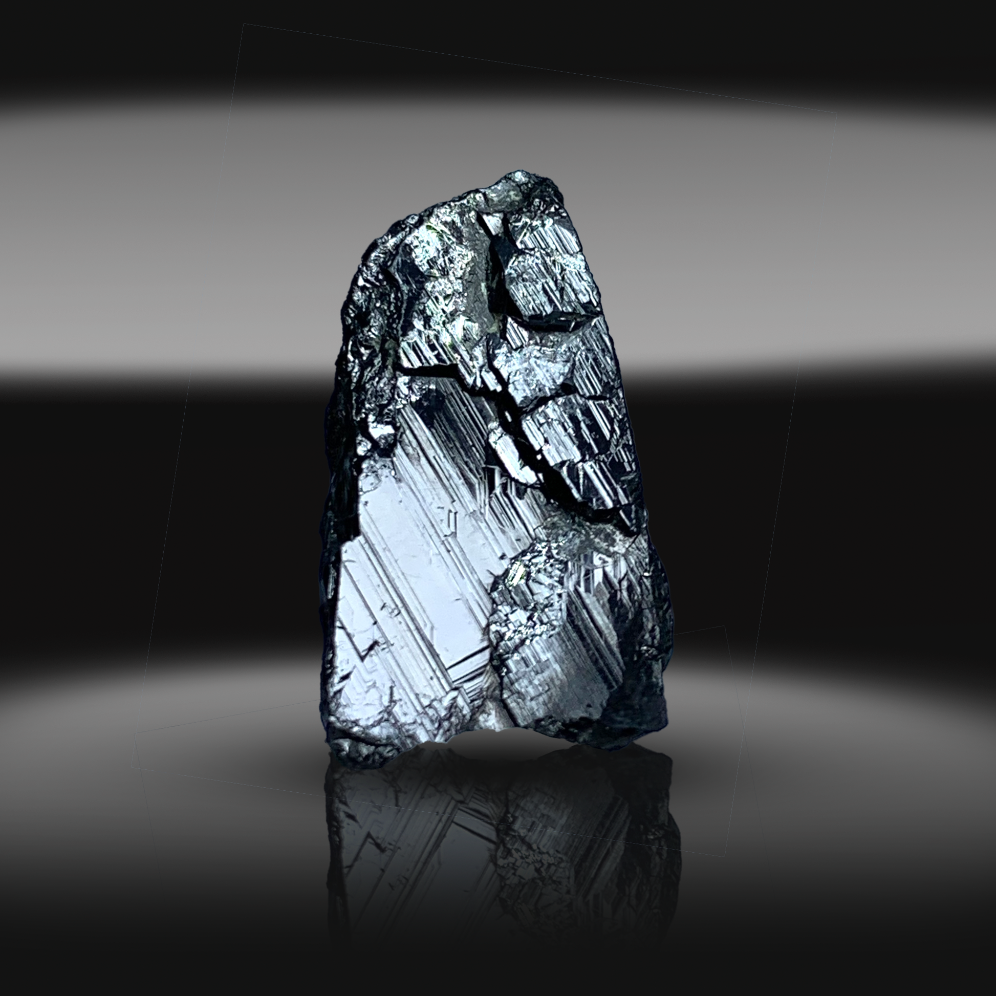 Hematite Crystal, Metallic Luster, 17.9 Carats, 3.58 Grams, Pakistan Mineral, Root Chakra, Grounding Stone, $\text{Fe}_2\text{O}_3$, Collector Specimen, Miniature Specimen, Iron Ore, Healing Crystal, Hematite