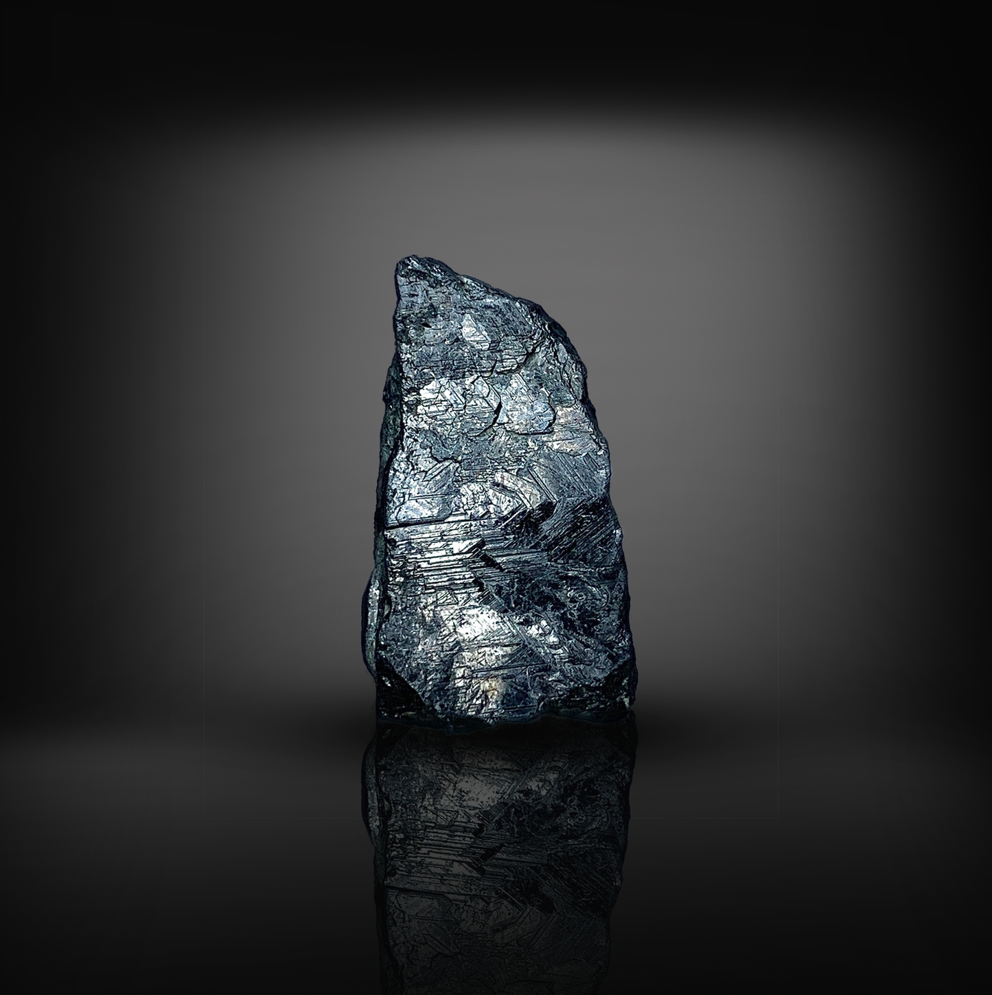 Hematite Crystal, Metallic Luster, 17.9 Carats, 3.58 Grams, Pakistan Mineral, Root Chakra, Grounding Stone, $\text{Fe}_2\text{O}_3$, Collector Specimen, Miniature Specimen, Iron Ore, Healing Crystal, Hematite