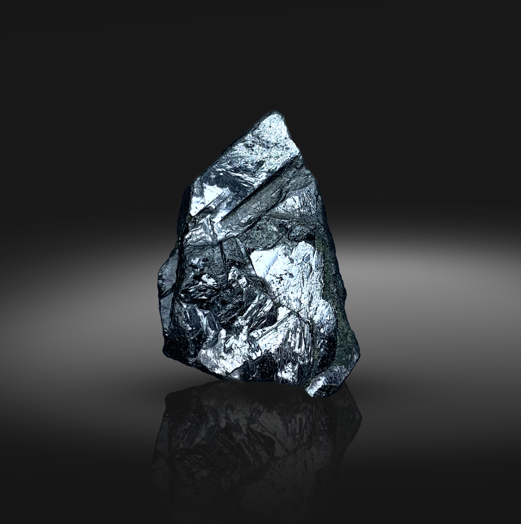 Hematite Crystal, Metallic Luster, 49 Carats, 9.8 Grams, Pakistan Mineral, Root Chakra, Grounding Stone, $\text{Fe}_2\text{O}_3$, Collector Specimen, Miniature Specimen, Iron Ore, Healing Crystal, Hematite