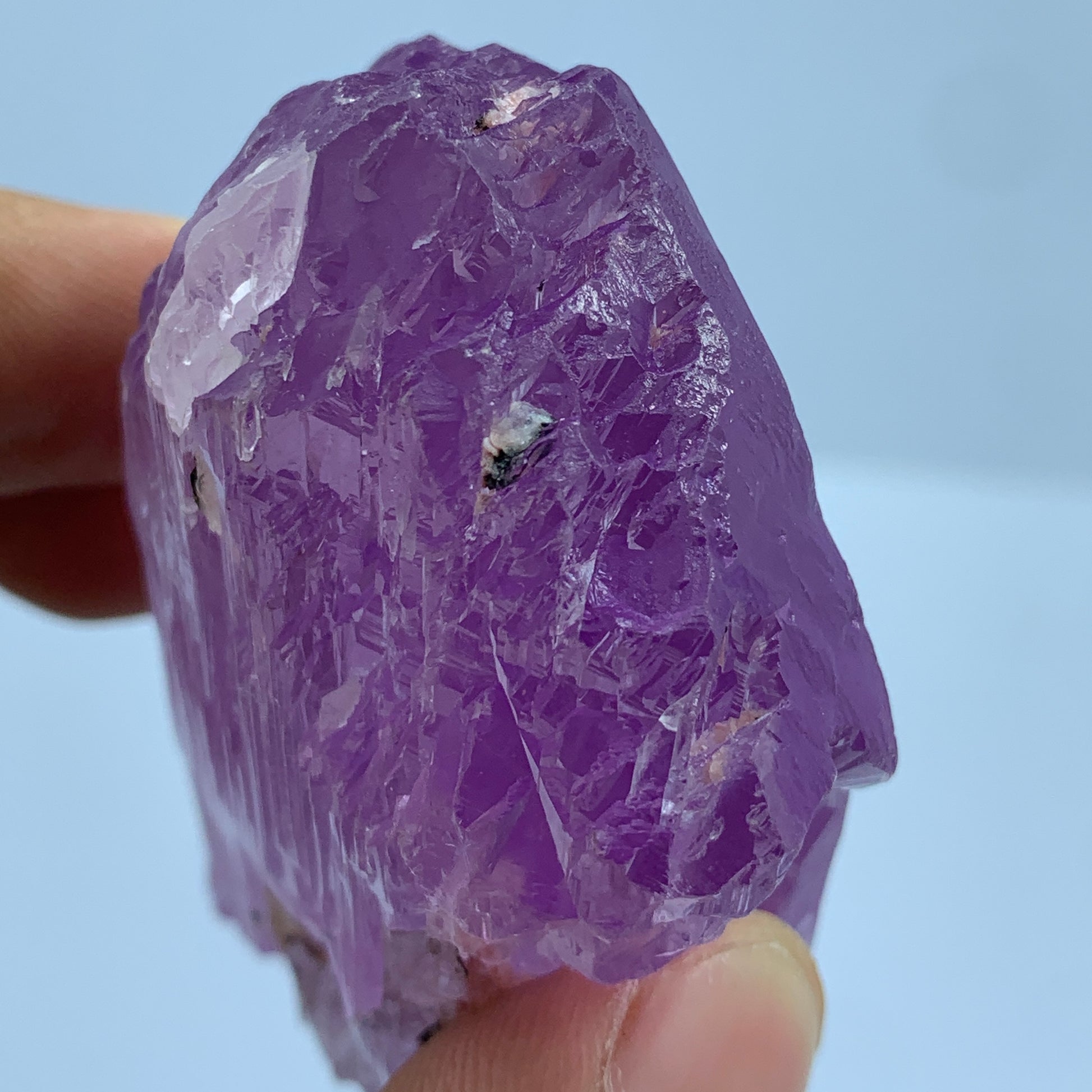 Kunzite Crystal, Spodumene, Faceting Grade, Terminated Crystal, 142 Grams, 710 Carat, Gem Rough, Raw Kunzite, Perfectly Terminated, Pink Spodumene, Investment Gemstone, Mineral Specimen, Large Crystal.
