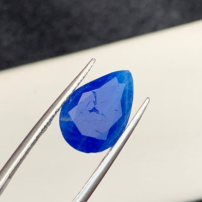 Natural Haüyne Gemstone | Vivid Blue Fluorescent Haüynite from Afghanistan