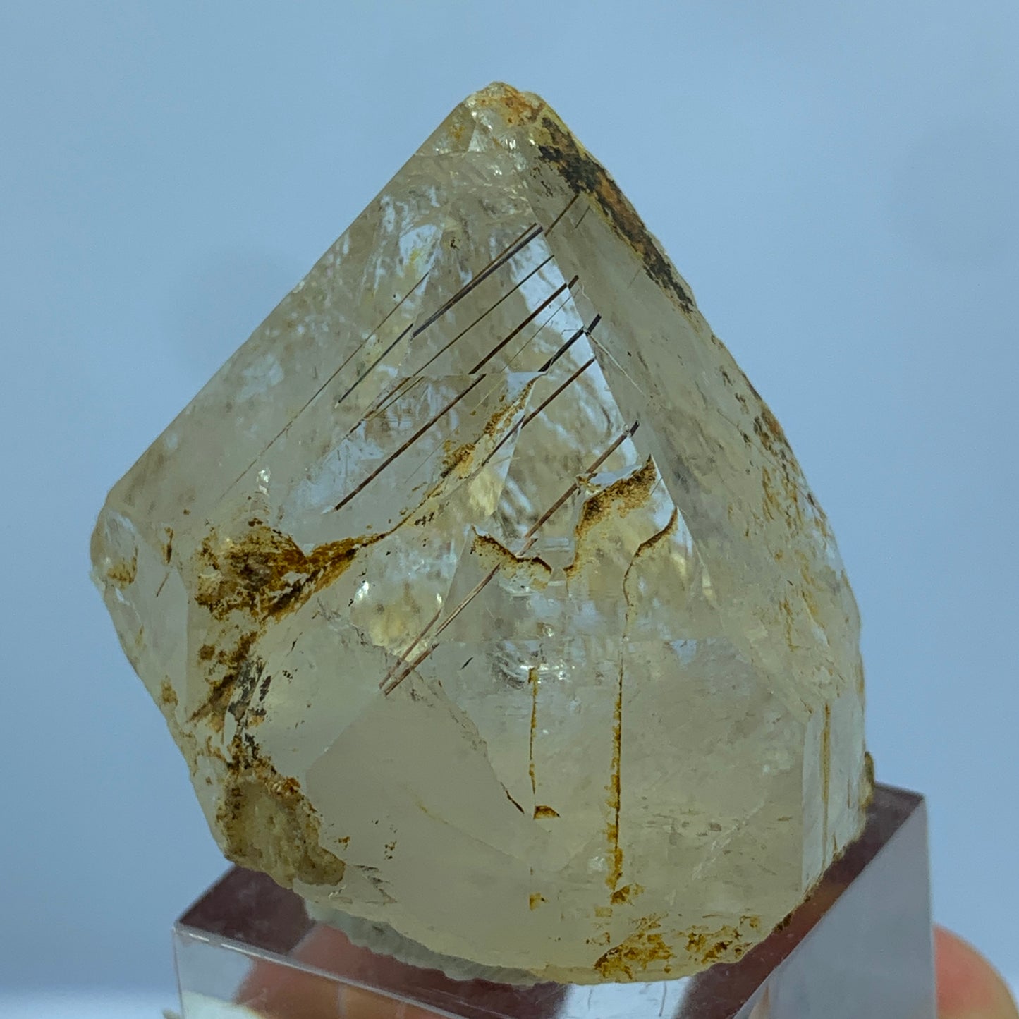 Golden Rutile Quartz, Copper Rutile, Terminated Crystal, Rutilated Quartz, Natural Point Crystal, 275 Carat Crystal, Rare Mineral, Pakistan Quartz, Raw Crystal, Quartz Specimen, Rutile Inclusions, Collector Gemstone