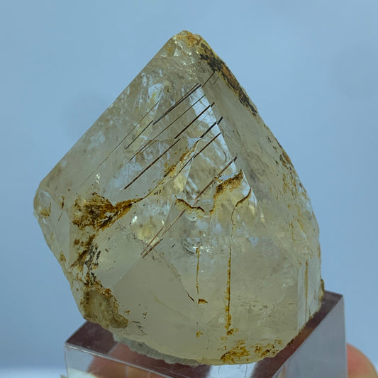 Golden Rutile Quartz, Copper Rutile, Terminated Crystal, Rutilated Quartz, Natural Point Crystal, 275 Carat Crystal, Rare Mineral, Pakistan Quartz, Raw Crystal, Quartz Specimen, Rutile Inclusions, Collector Gemstone