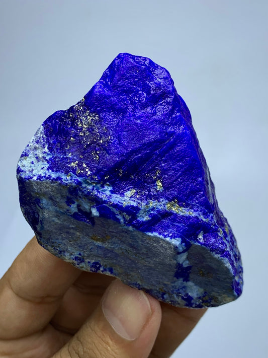 Raw Lapis Lazuli specimen from Badakhshan
Thick Lapis Lazuli cabinet specimen with golden Pyrite