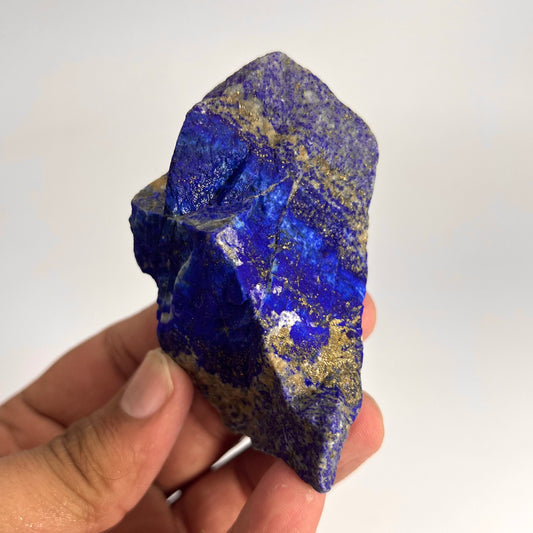 Boxy Lapis Lazuli piece with golden Pyrite veins
Thick chunky Lapis Lazuli block from Badakhshan