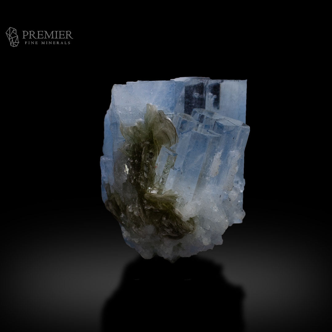 Double Terminated Aquamarine Cluster with Rare Bubble